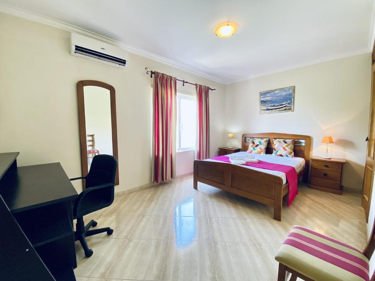 Quarteira Central By Homing Exterior foto